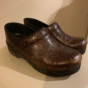 Dansko shoes